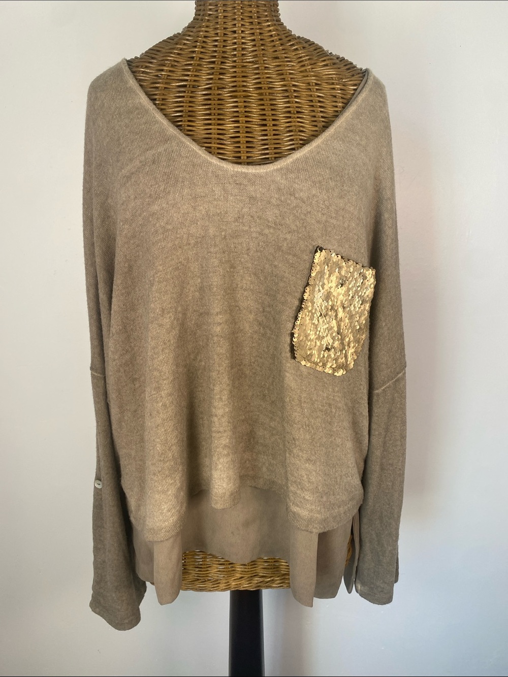 Sequin Pocket V-Neck Sweater in Taupe